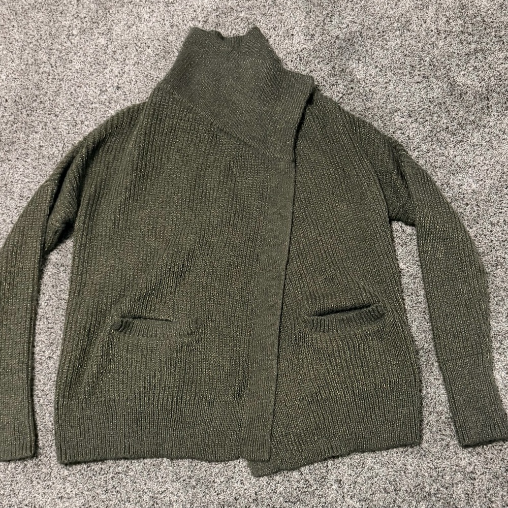 Abercrombie & Fitch Dark Olive Cardigan